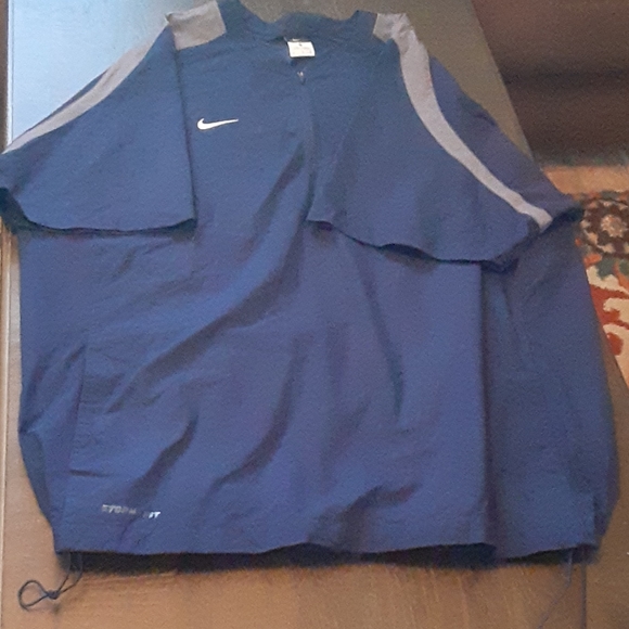 Nike Other - Nike storm fit windbreaker
